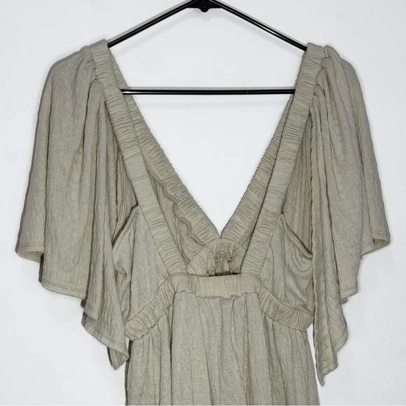 Free People Beach La La Flutter Sleeve Romper in Wet Plaster Mint Green size M - Picture 6 of 9